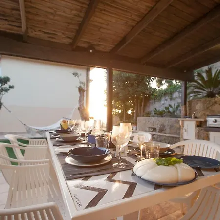 Ieisha Villa